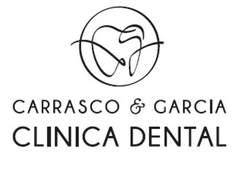 nuevo logo carrasco y garcia clinica dental